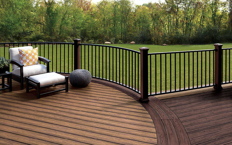 Do I need decking balustrade ? - Decking Network