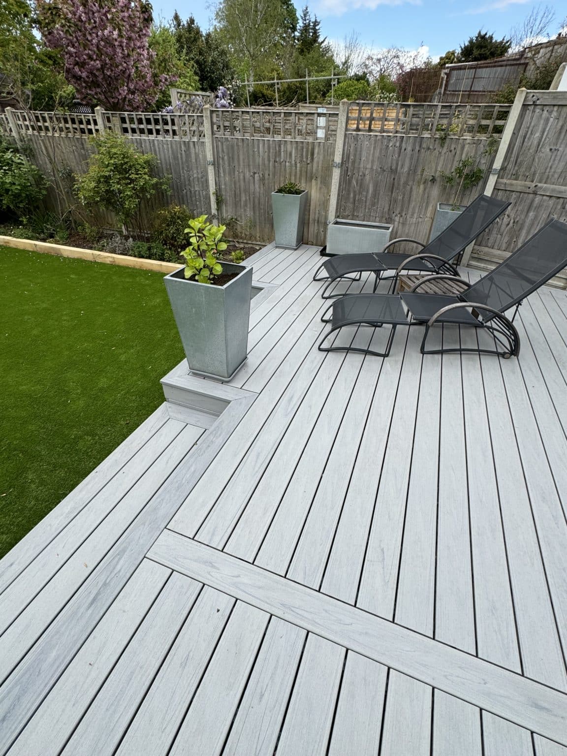 Composite decking ideas in New Malden - Decking Network