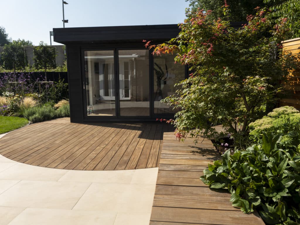 Utopia Landscapes design hardwood decking