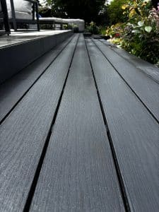 Specialist designs perfect straight lines in London by Karl Harrison