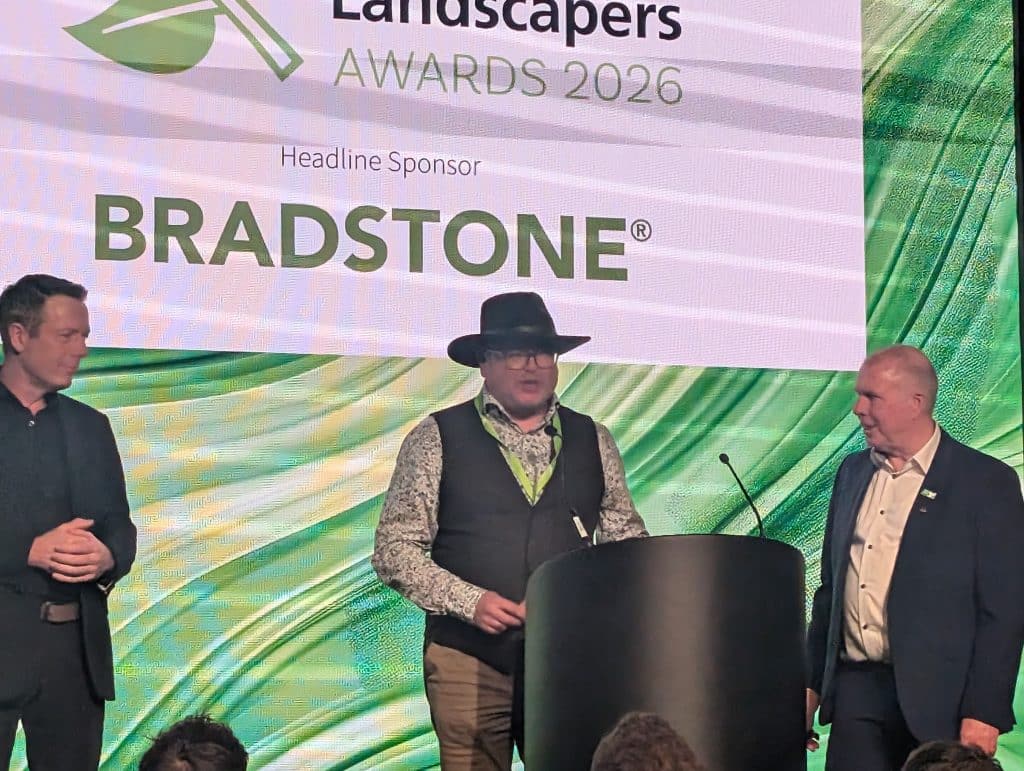 Karl Harrison presenting the APL decking award